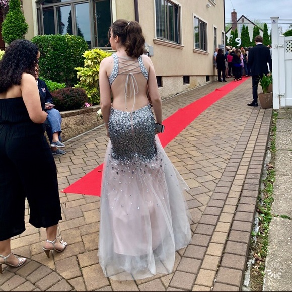 Camille La Vie prom dress - Picture 3 of 6